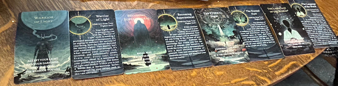 Eight oracle cards spread on a wooden table for the daily collective reading – August 25, 2026