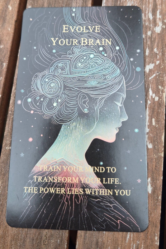Oracle card reading – Evolve Your Brain: Train your mind to transform your life. The power lies within you.