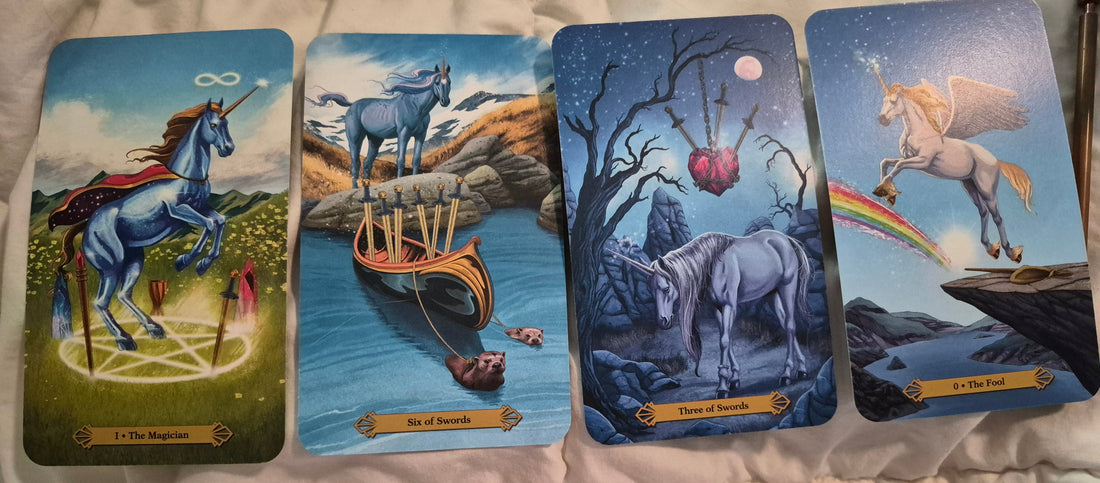 Daily collective reading 📚 ✨️ 💕